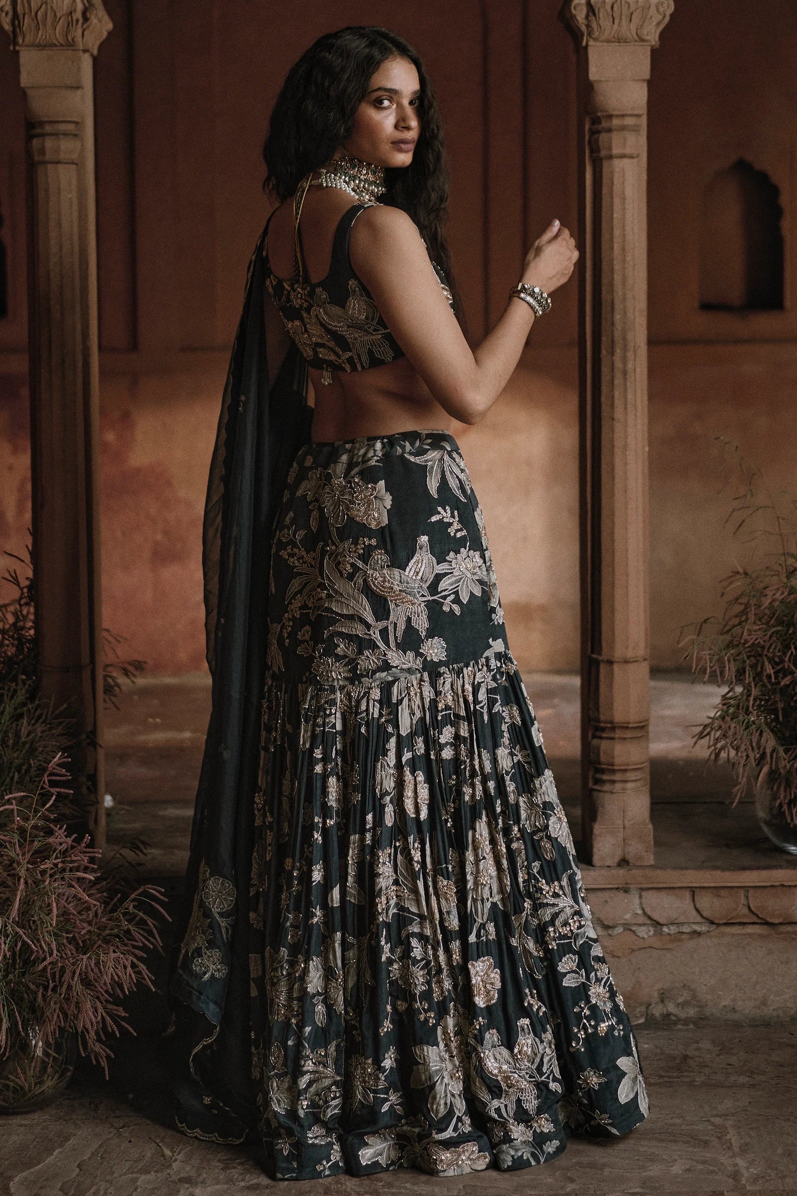 A Romantic Roop Flip Bird Print Fish Cut Lehenga - Image 3