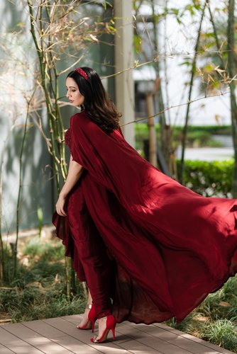 Aarna Drape Skirt And Cape Set - Image 5