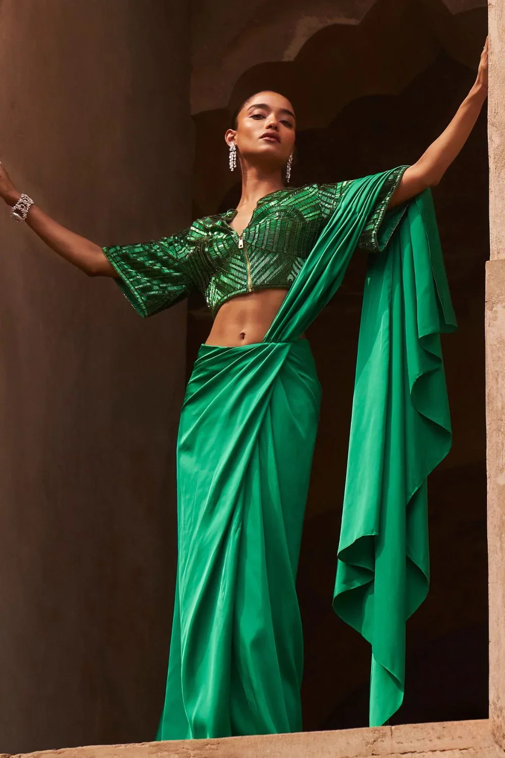 Aurora Borealis Green Saree With Blouse Set - Image 2