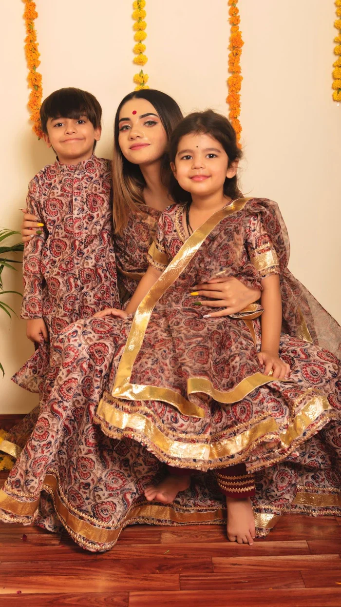 Bachpan Gulbagh organza anarkali set for girls - Image 2