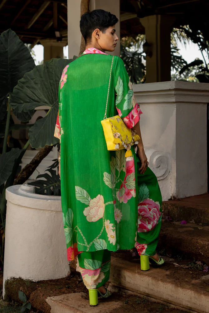 Big Floral Printed Jacket, Pants & Cami Set - Image 3