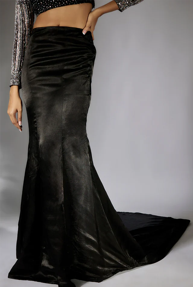 Black Embroidered Skirt Set - Image 4