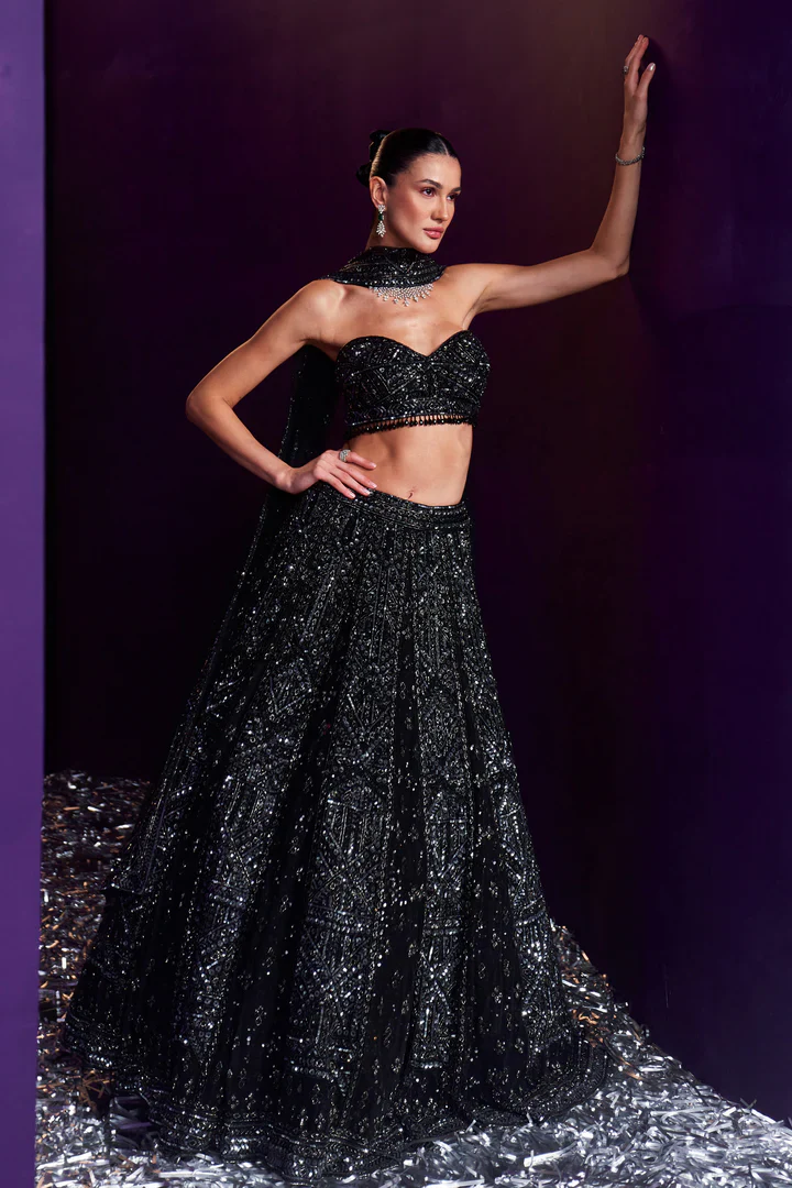 Black Net Lehenga Set - Image 5
