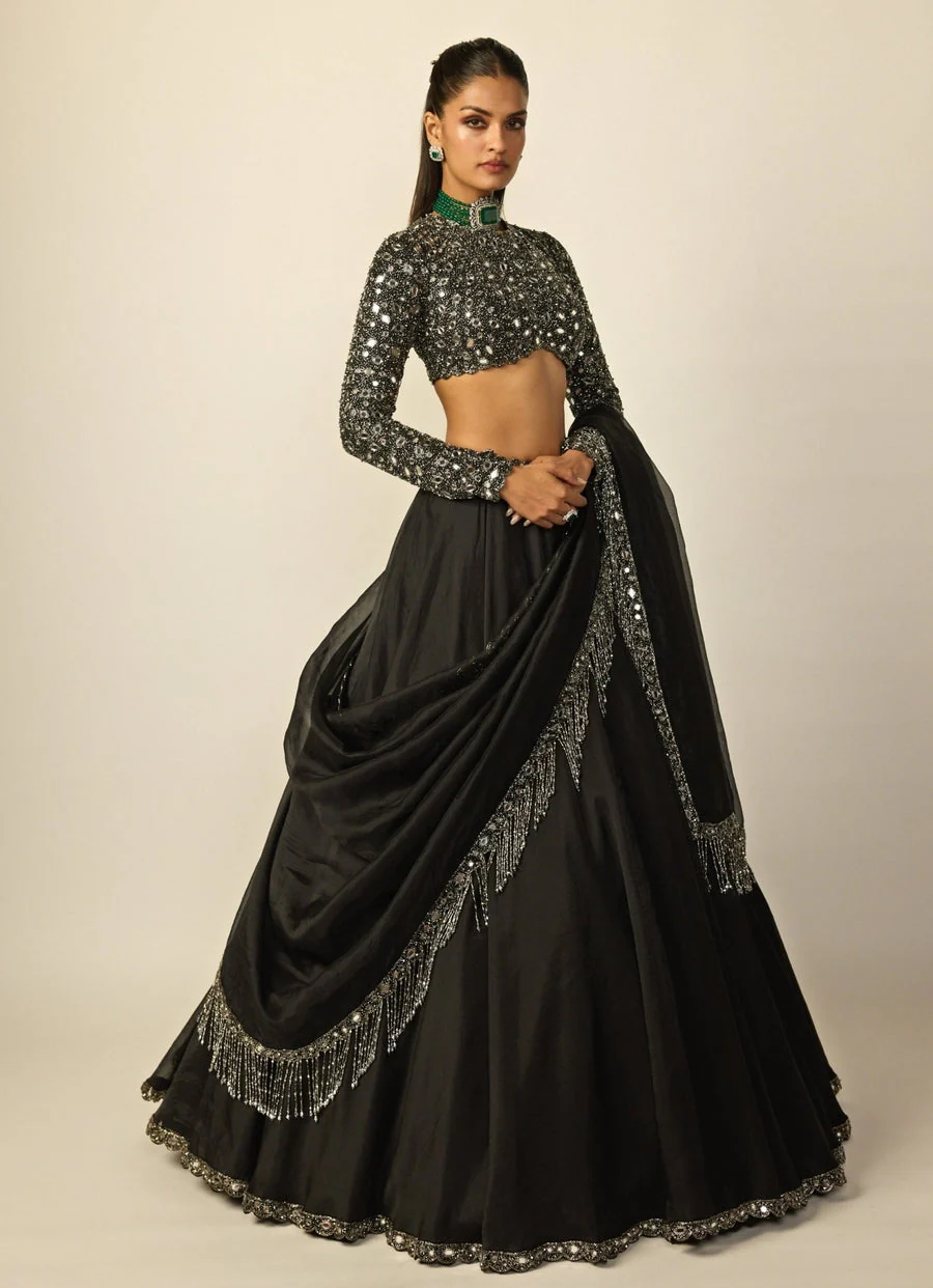 Black tassel lehenga set - Image 4