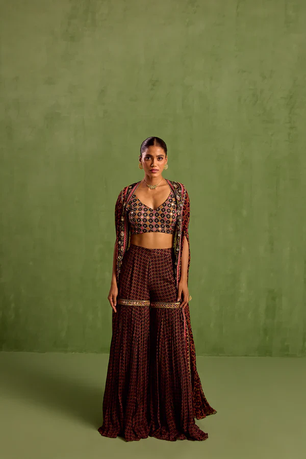 Black Viscose Chinon Embellished Bead Geometric Printed Asymmetric Gharara Set - Image 6