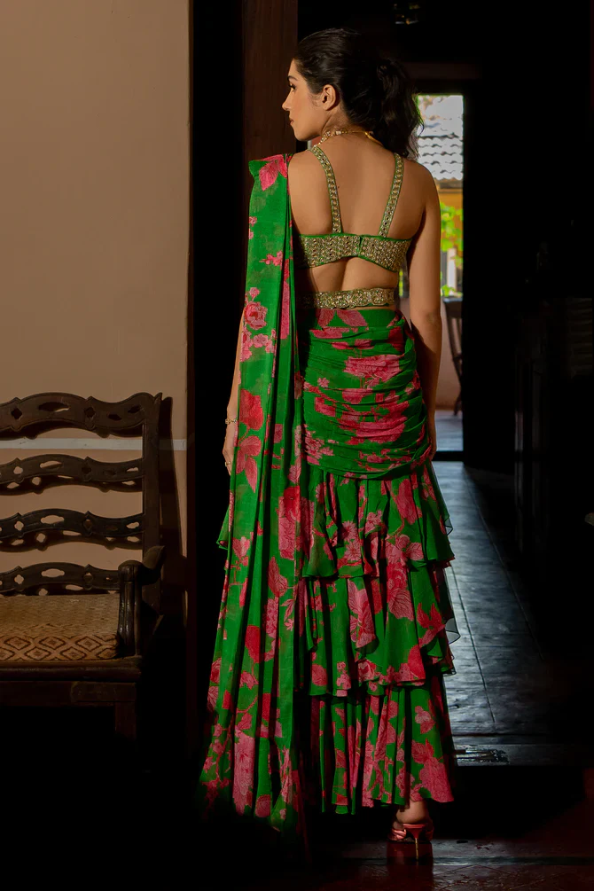 Blooming Big Floral Saree Set - Image 3