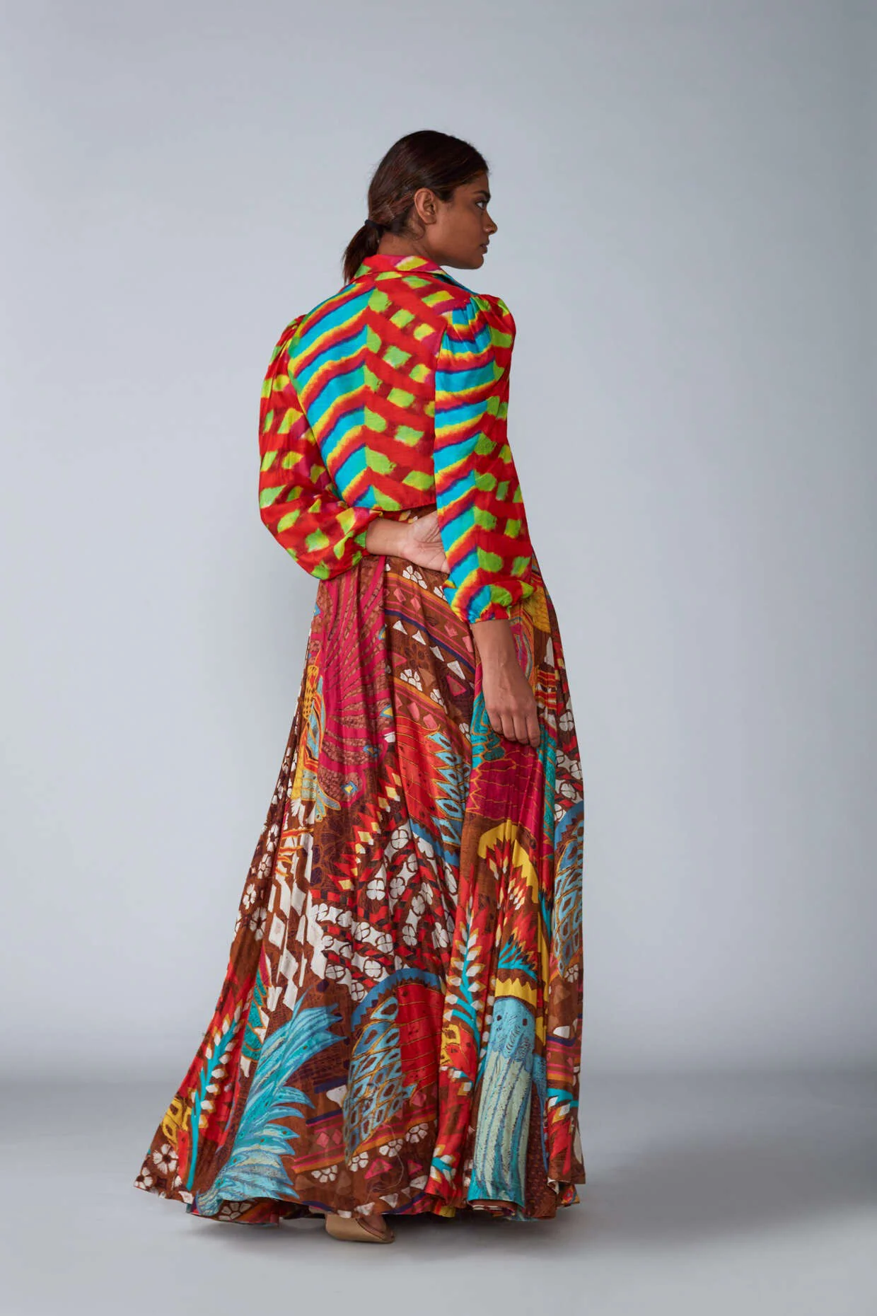Blouse & Lehenga - Image 2
