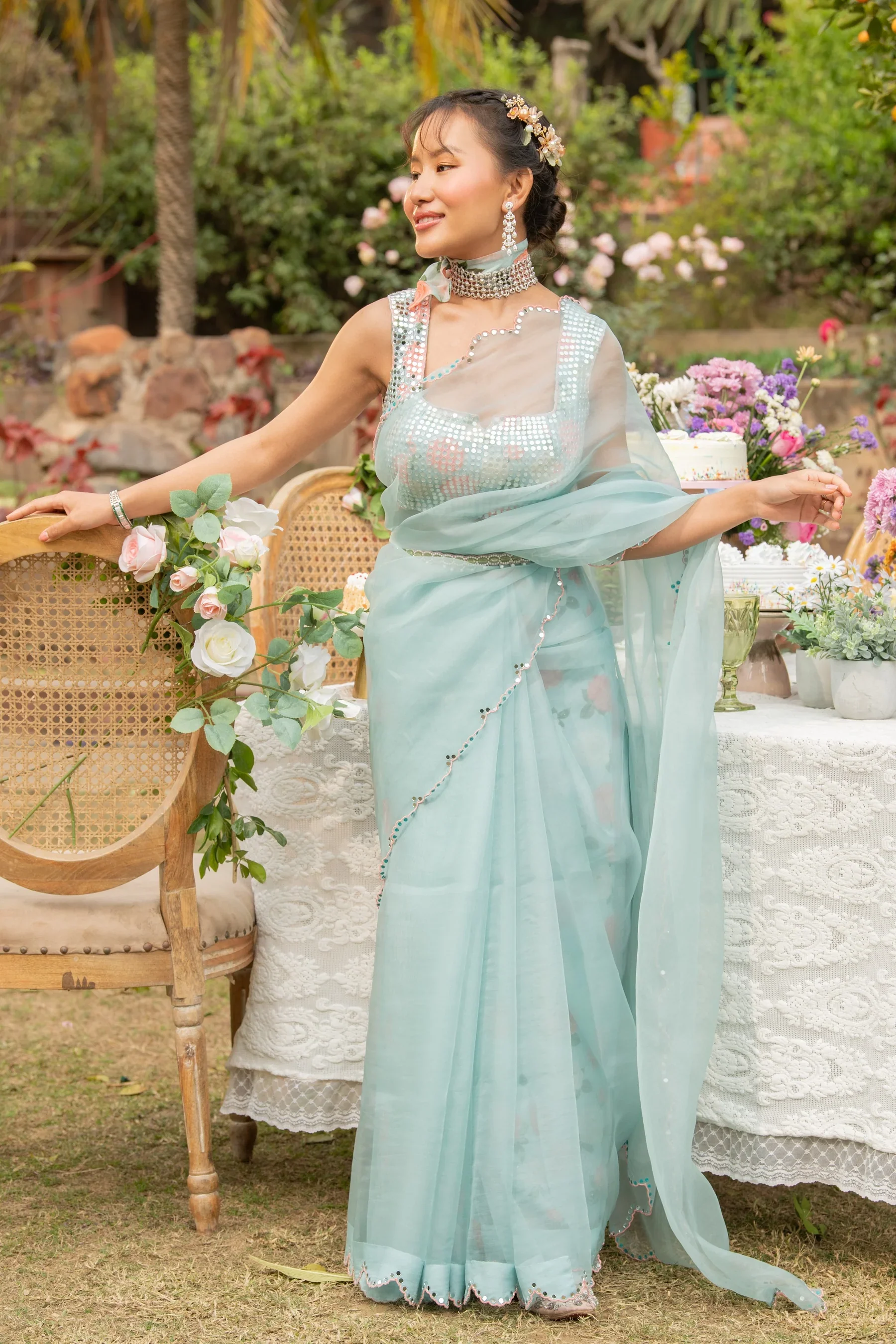 Blue Citrus Rose Disco Saree - Image 2