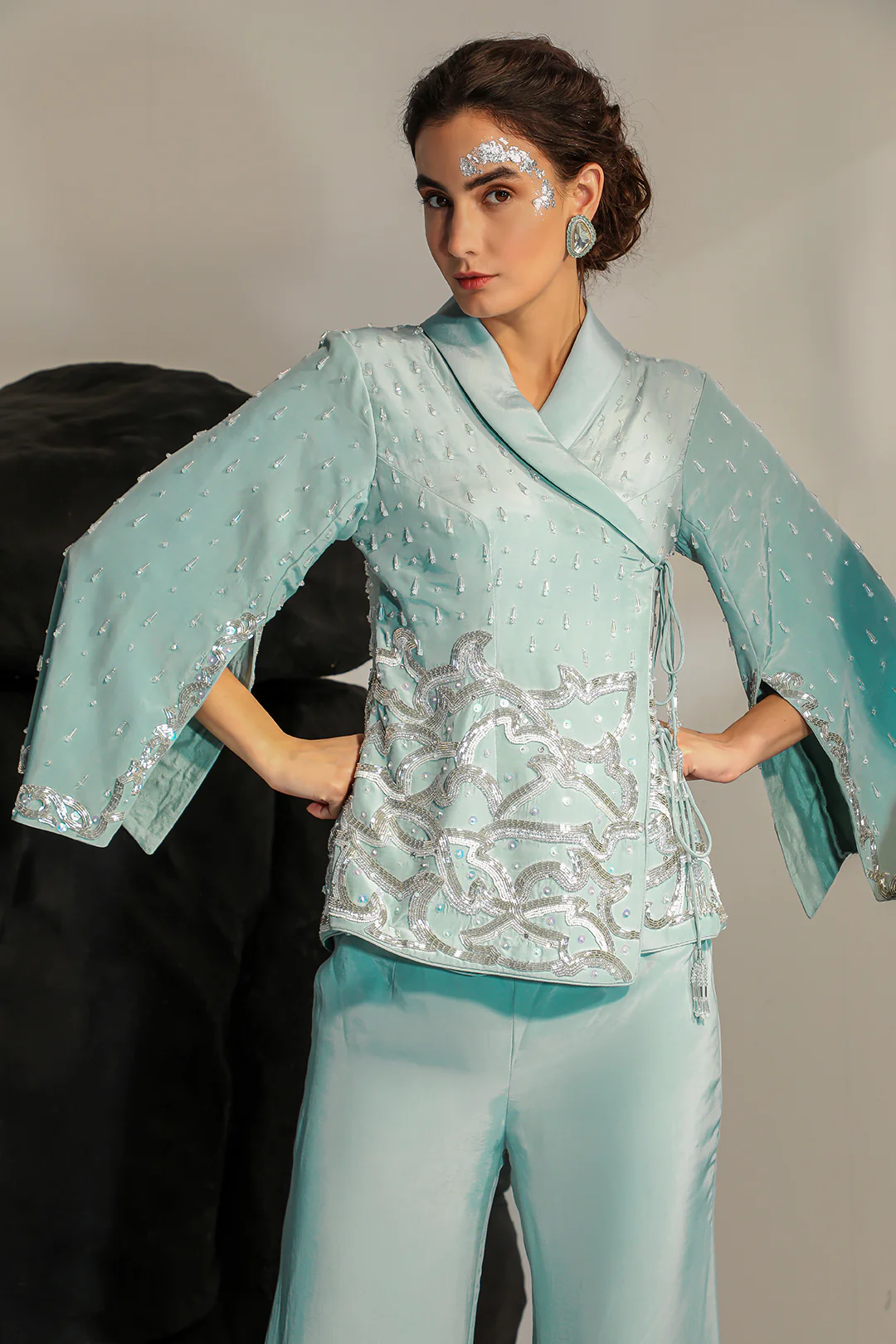 Blue Crepe Kai Hand Embroidered Jacket With Pant - Image 5