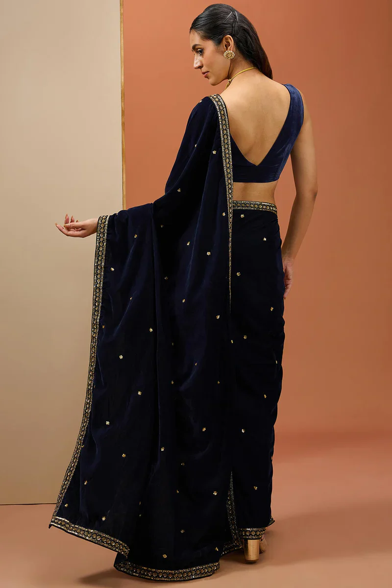 Blue Velvet Saree Set - Image 5