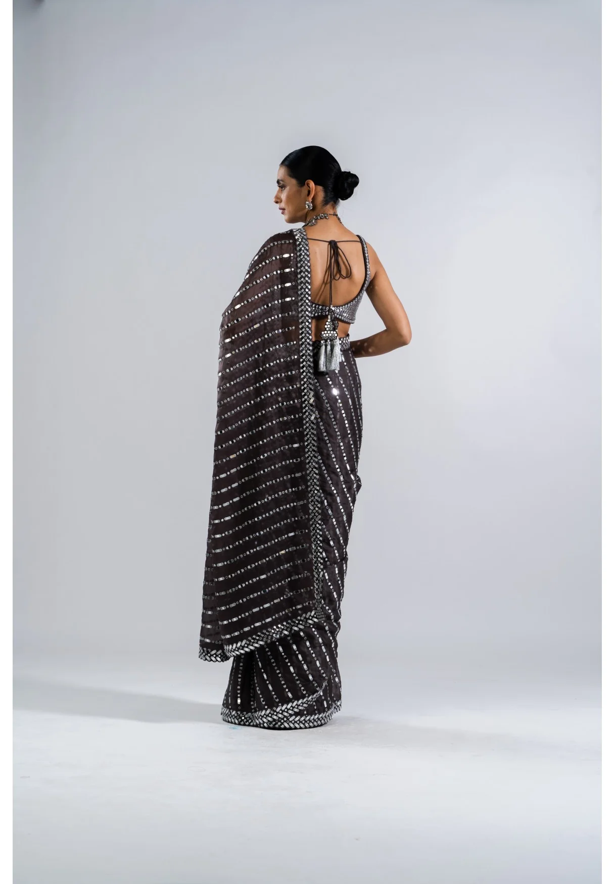 Charcoal Grey Heavy Mirror Work Saree With Metallic Blouse - Image 2