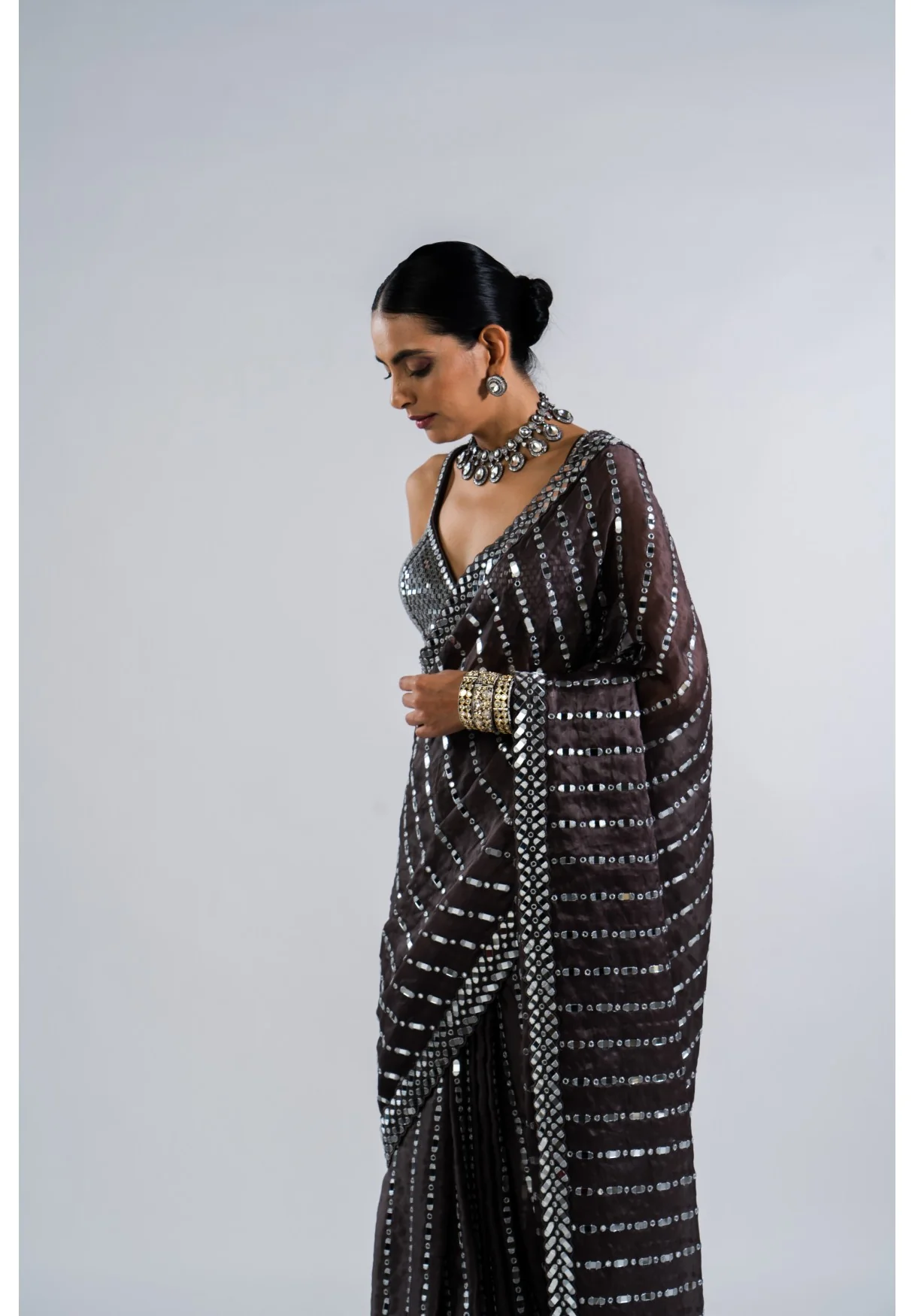 Charcoal Grey Heavy Mirror Work Saree With Metallic Blouse - Image 5