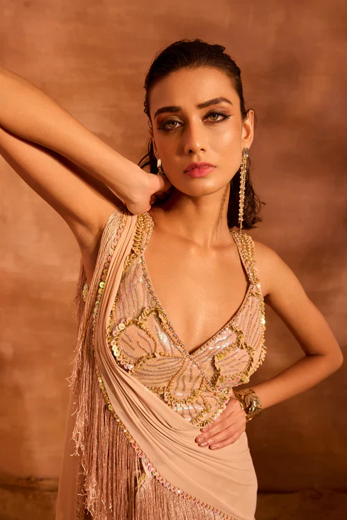 Ember Saree Set - Image 10