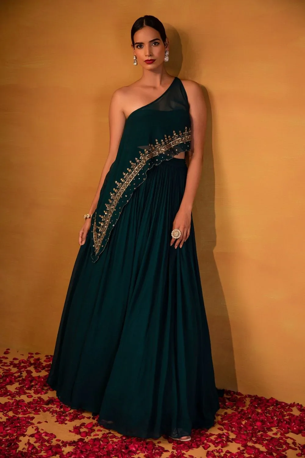 Emerald Cape Set - Image 4