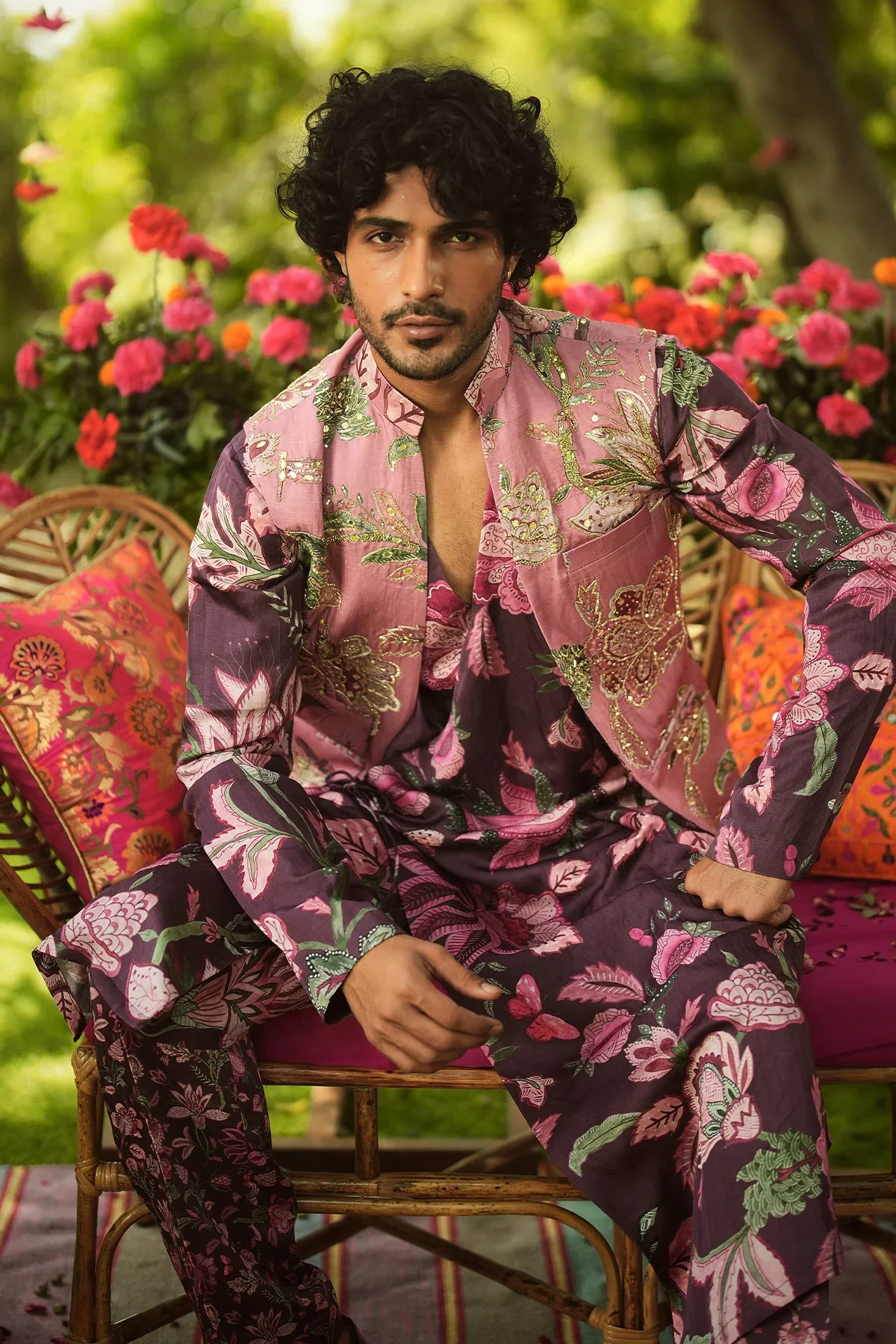 FARAZ BUNDI - Embroidered Bundi - Image 2