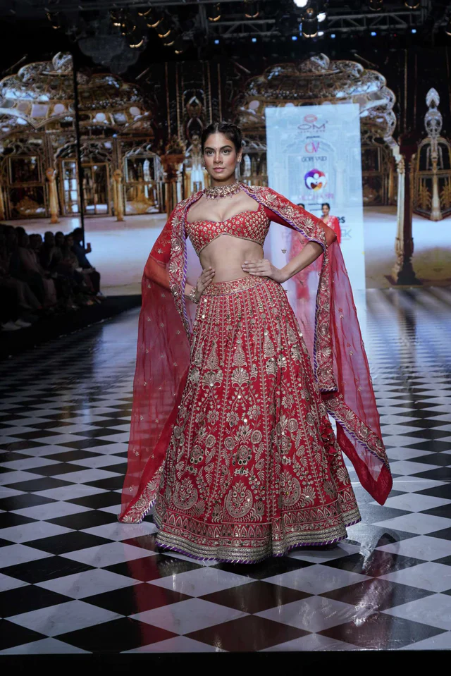 Golconda Jasmin Lehenga Set - Image 6