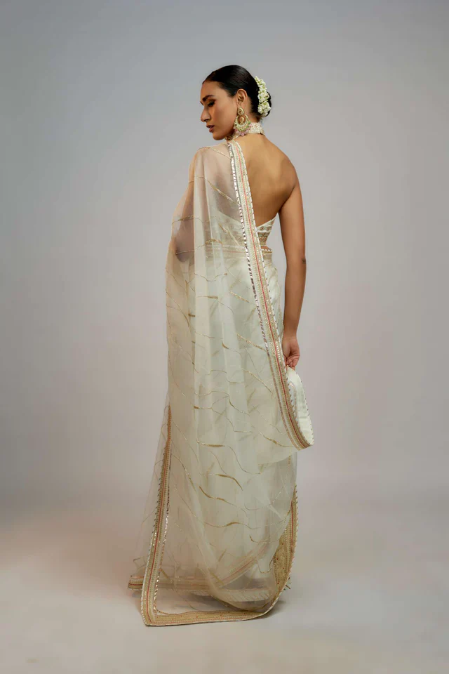 Golconda Priyal Saree Set - Image 4
