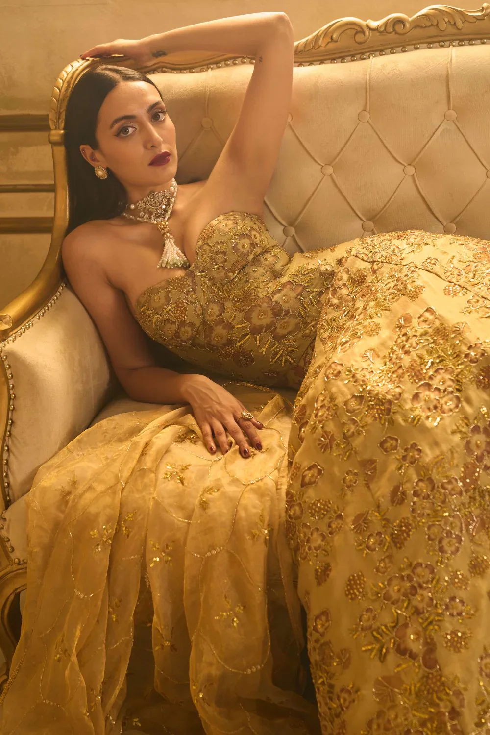 Gold corset lehenga - Image 2