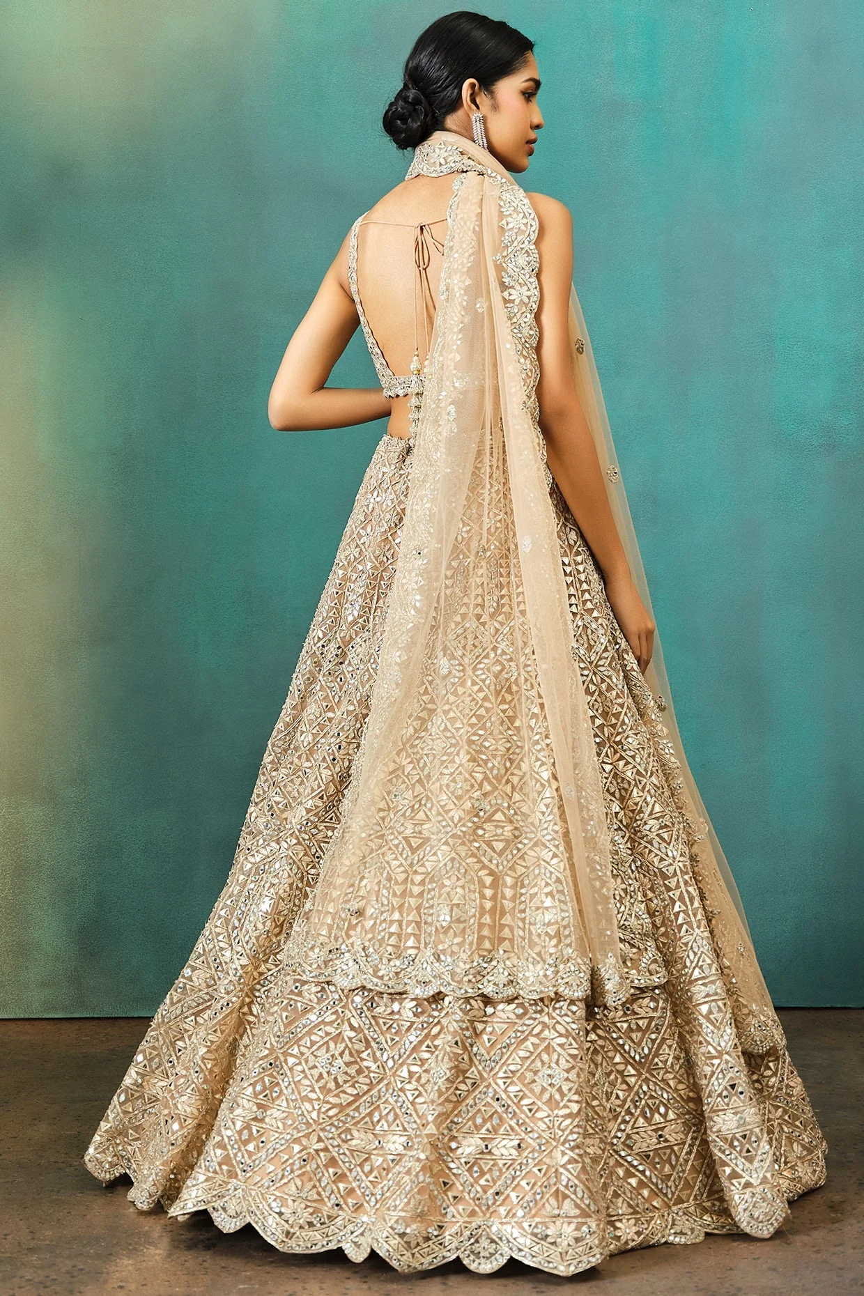 Gold Triangle Net Lehenga - Image 3