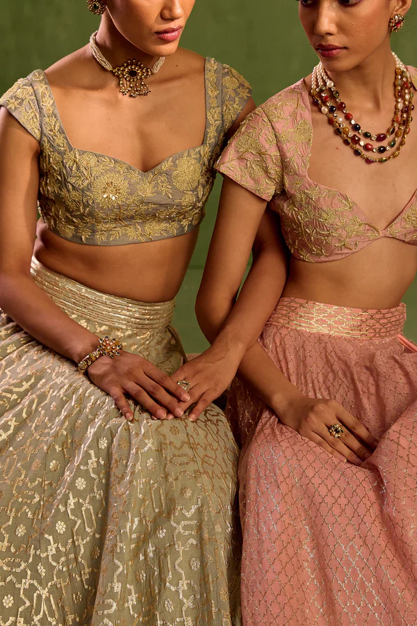 Green Banarasi Chanderi Woven Geometric Sweetheart Jaal Lehenga Set - Image 7