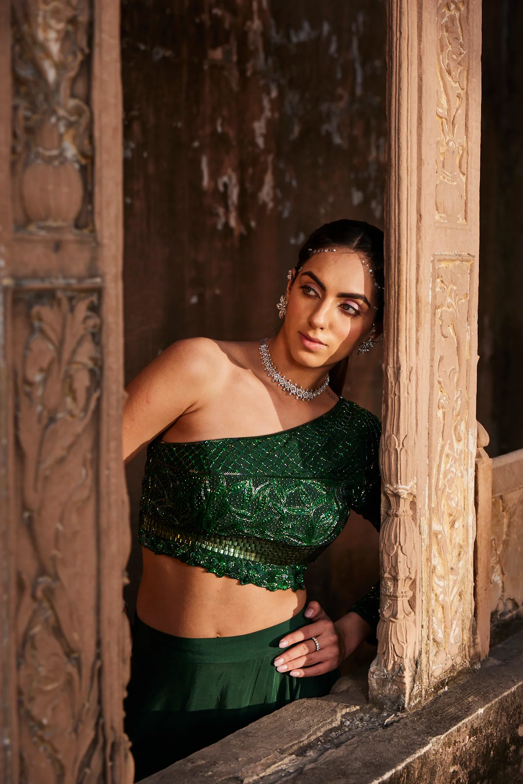 Green One Shoulder Top And Skirt - Image 3