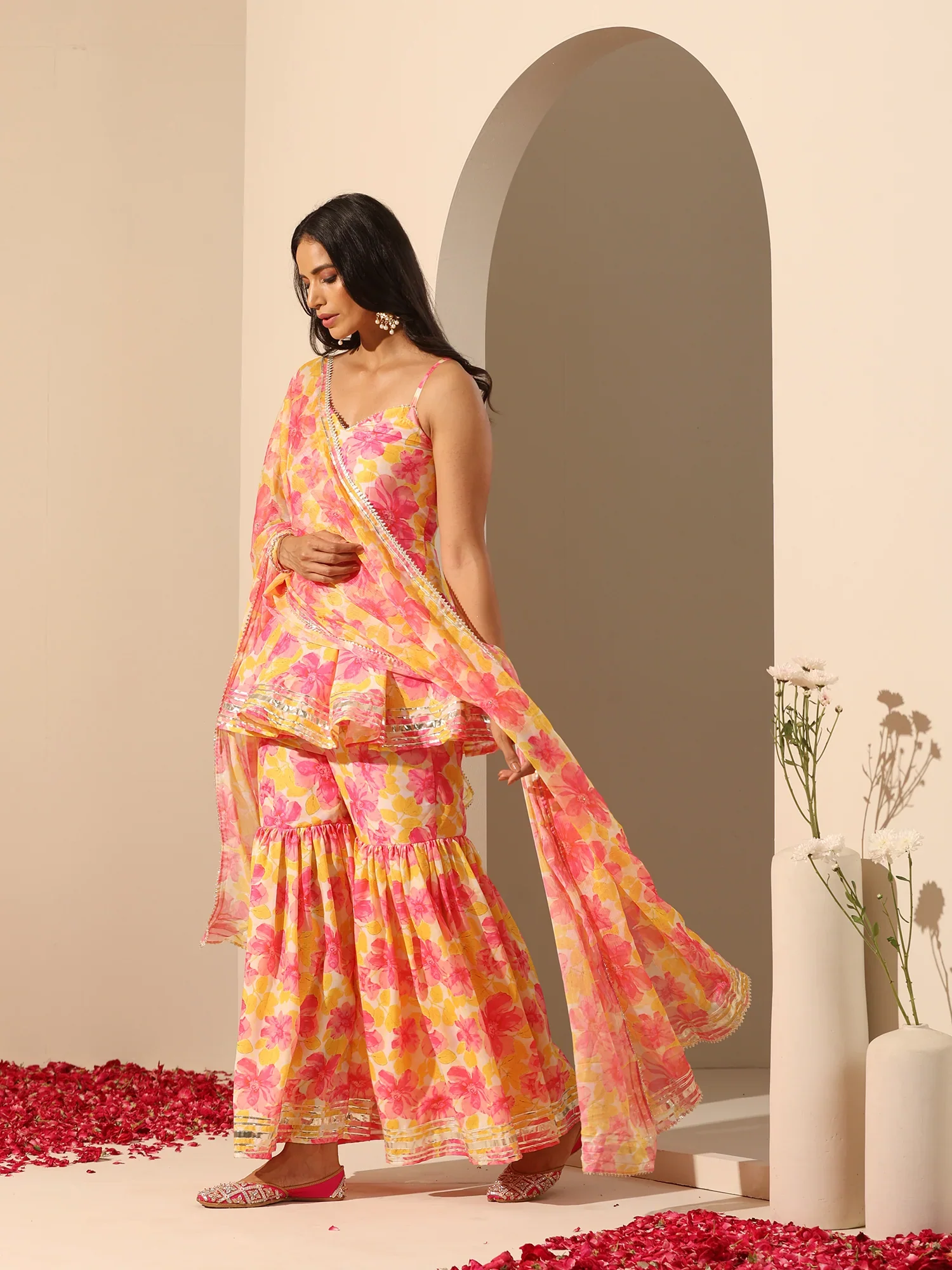 Gul Rangrez Sharara Set - Image 4