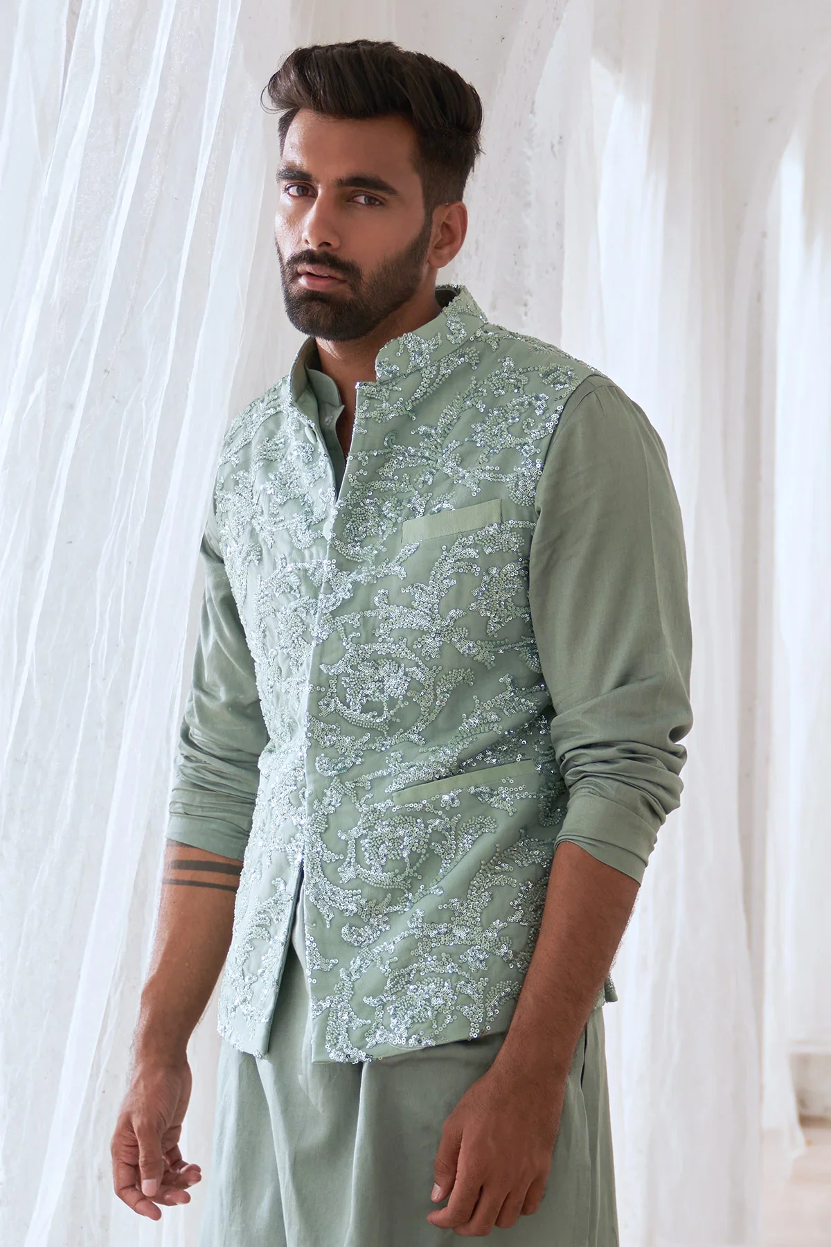 Haider Embroidered Kurta Set With Bundi Jacket - Image 3