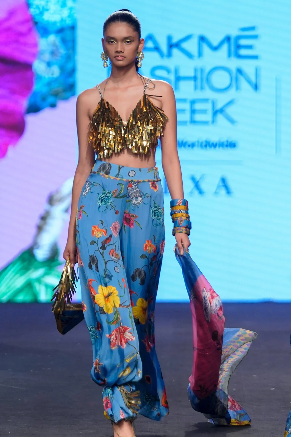 Heavy Embroidered Blouse With Printed Pant - Image 7