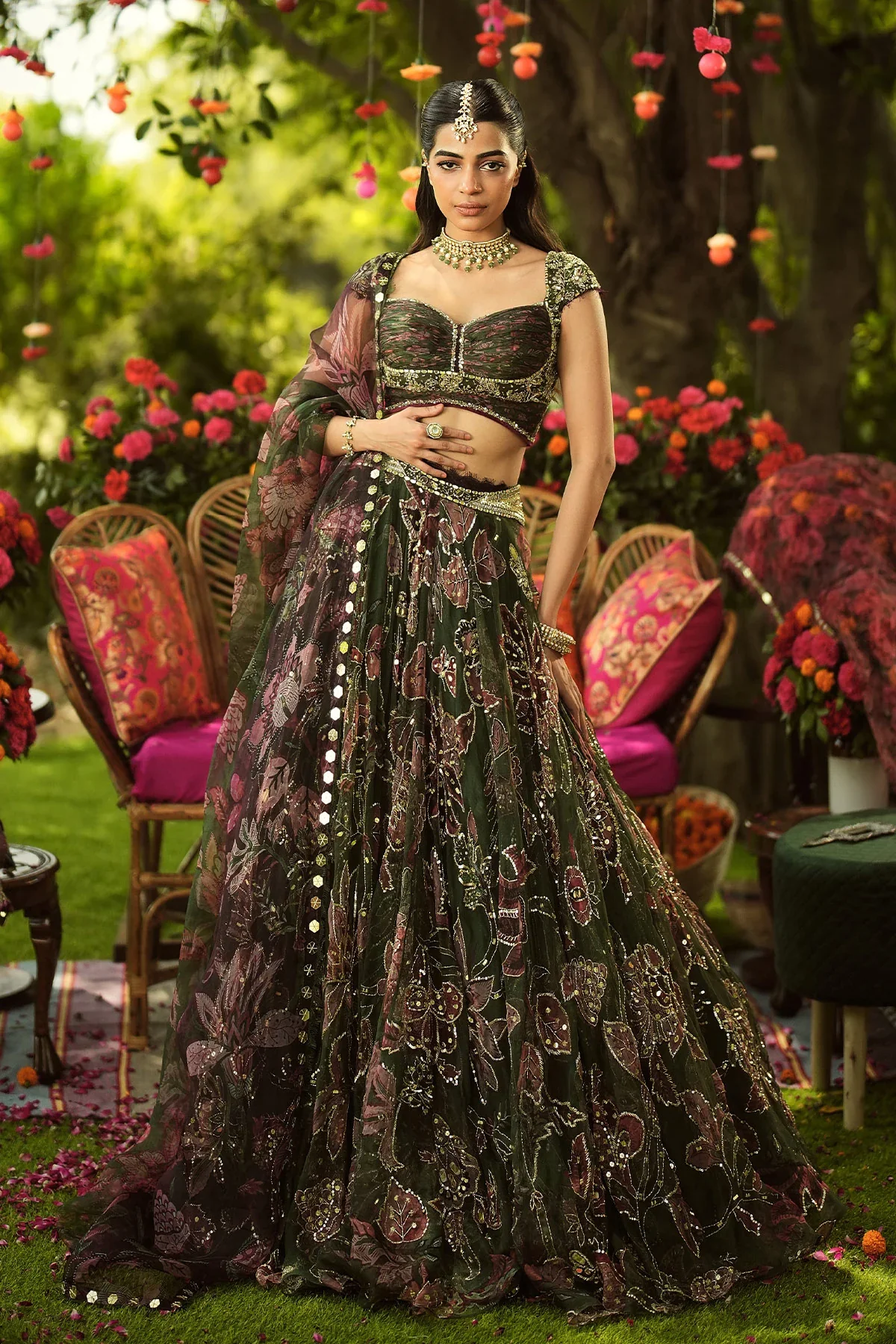Heavy Embroidered Lehenga With Lace Detailing Dupatta Blouse - Image 3