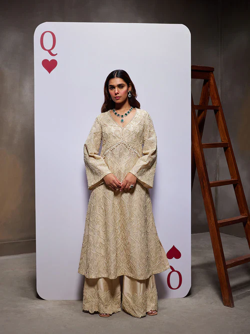 HELENA Kurti Set With Breezy Silhouette - Image 2
