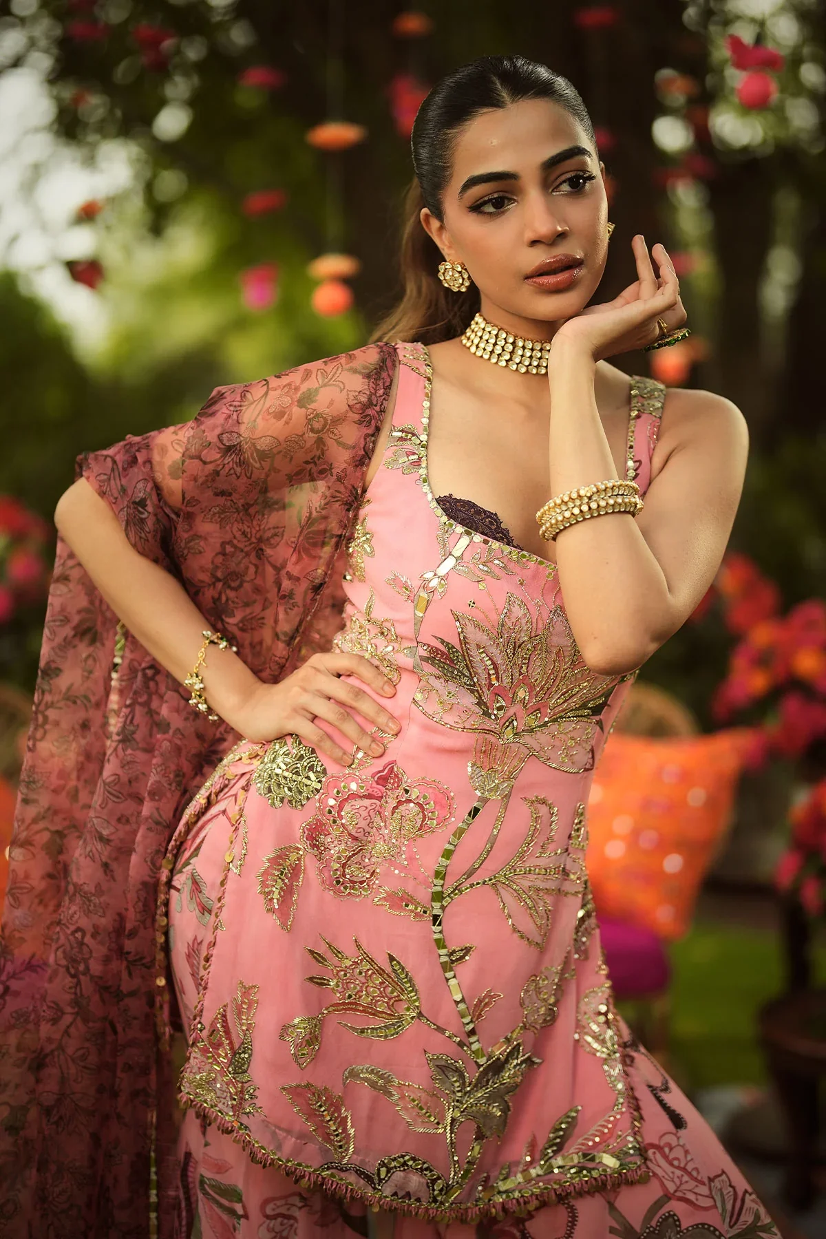 HIBA - Embroidered Suit With Lace Detailing Paired With Flared Sharara - Image 7