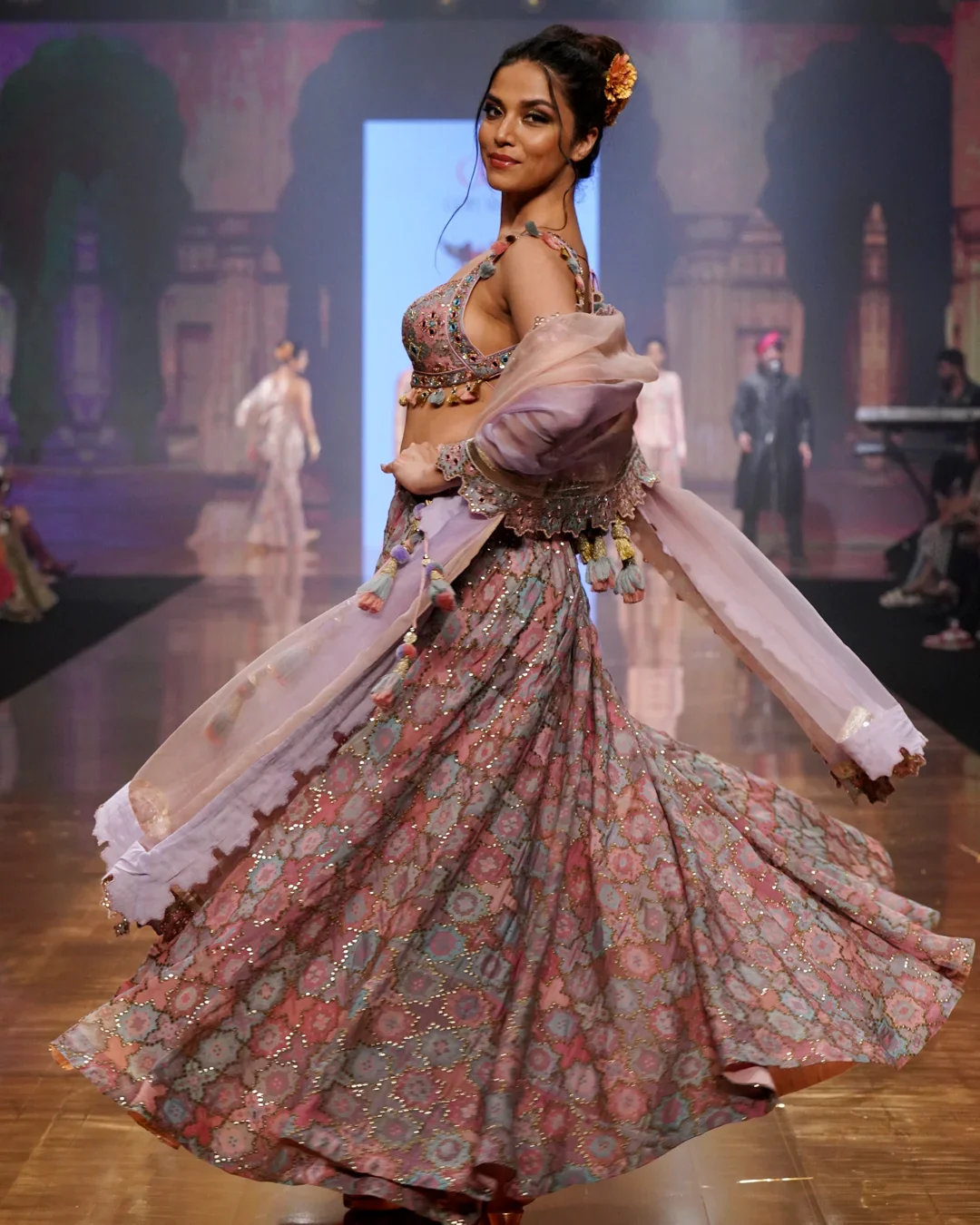 Himayra Lehenga Set - Image 2