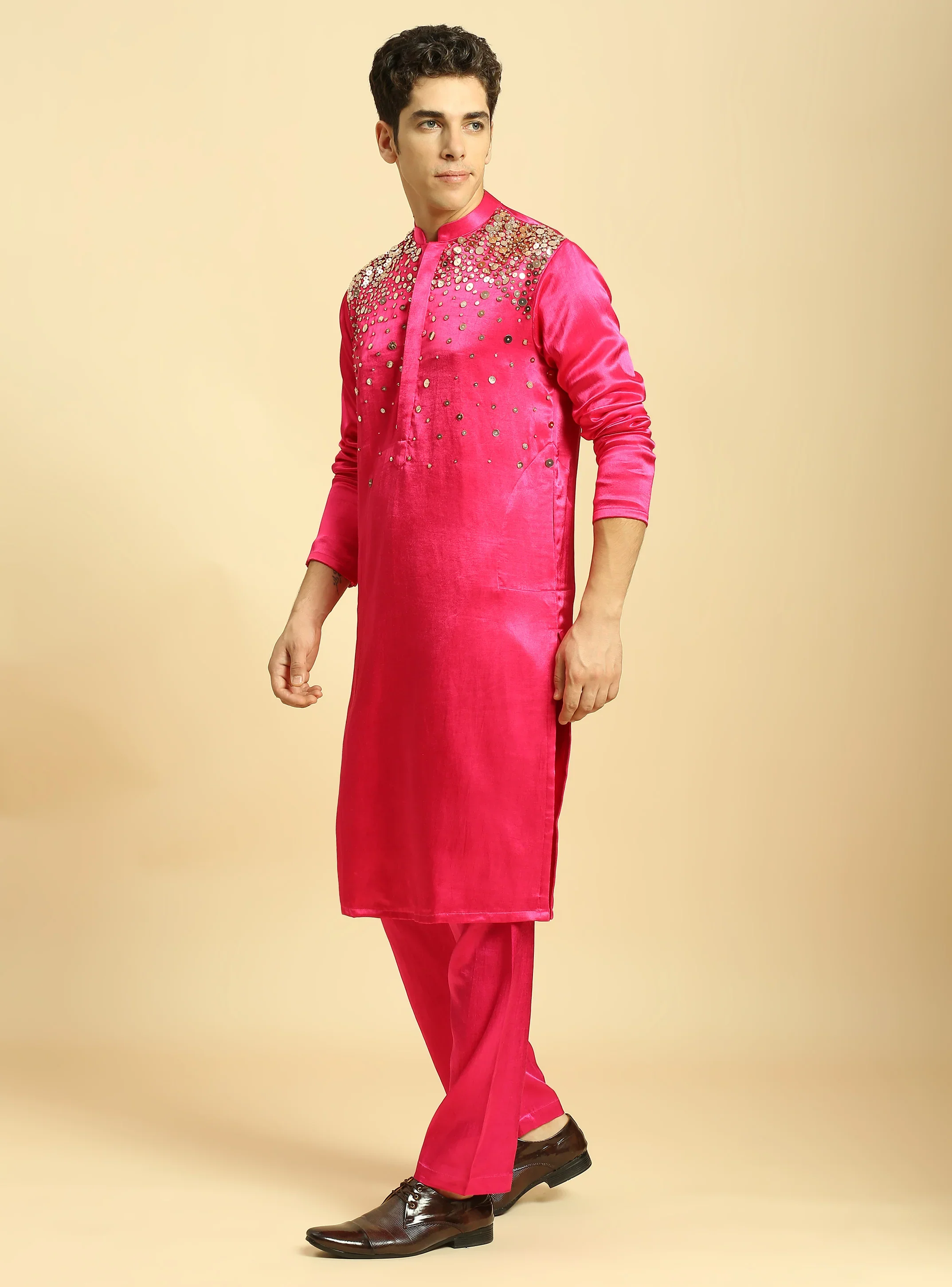 Hot Pink Embroiderd Kurta With Pant - Image 3