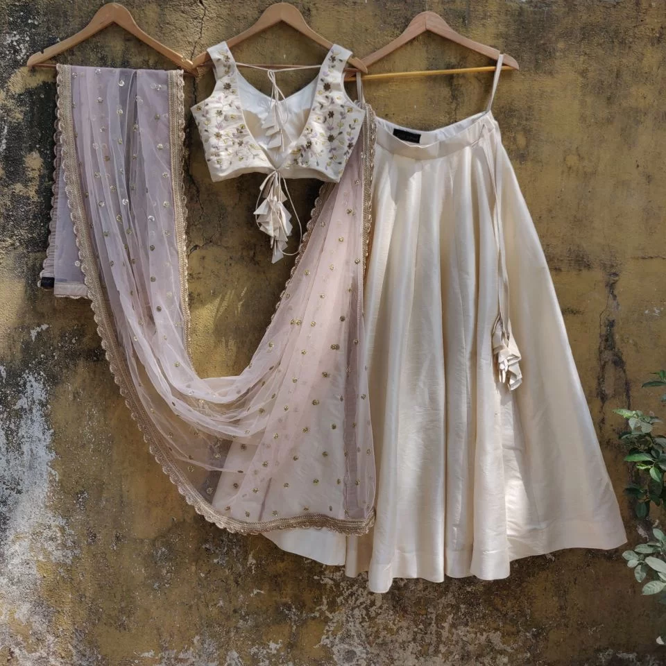 Ivory And Pink Lehenga - Image 2