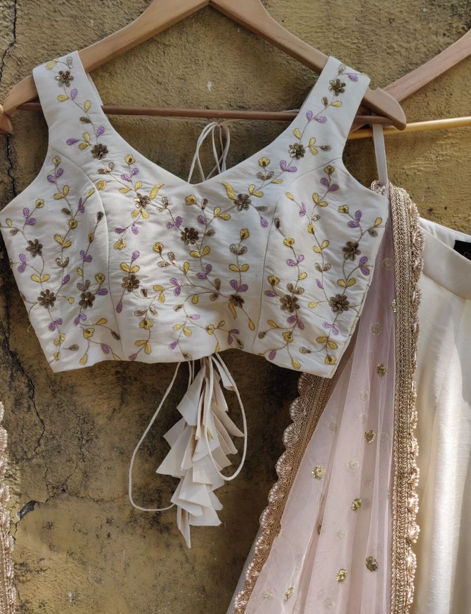 Ivory And Pink Lehenga - Image 4