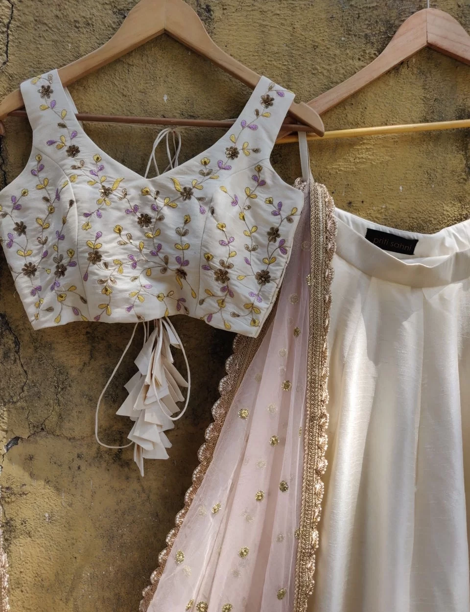 Ivory And Pink Lehenga - Image 5
