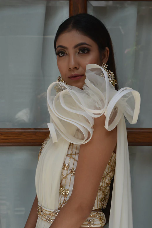 Ivory Ruffle Saree - Image 3