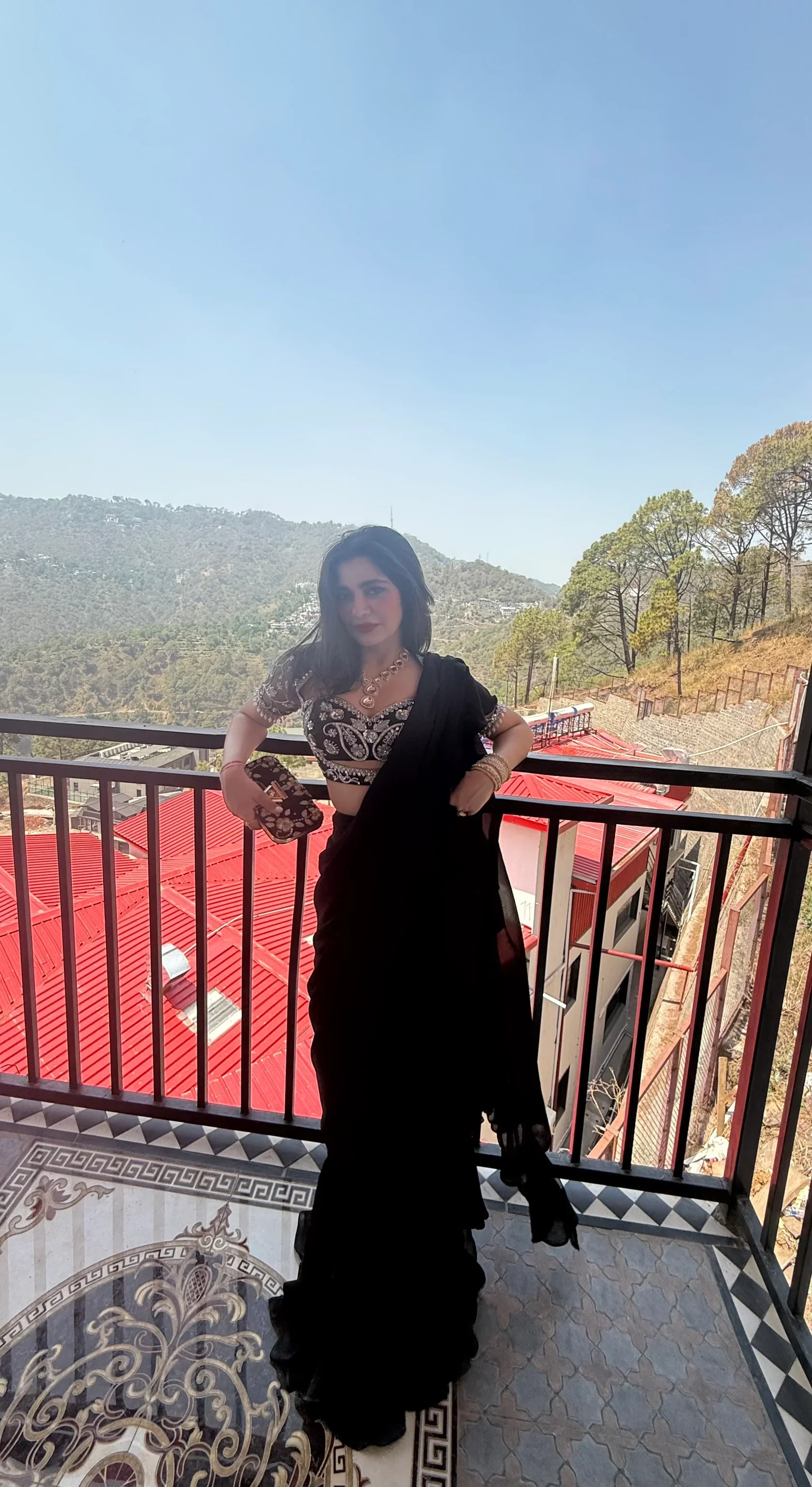 Lasha Ruffle Saree Set - Image 5
