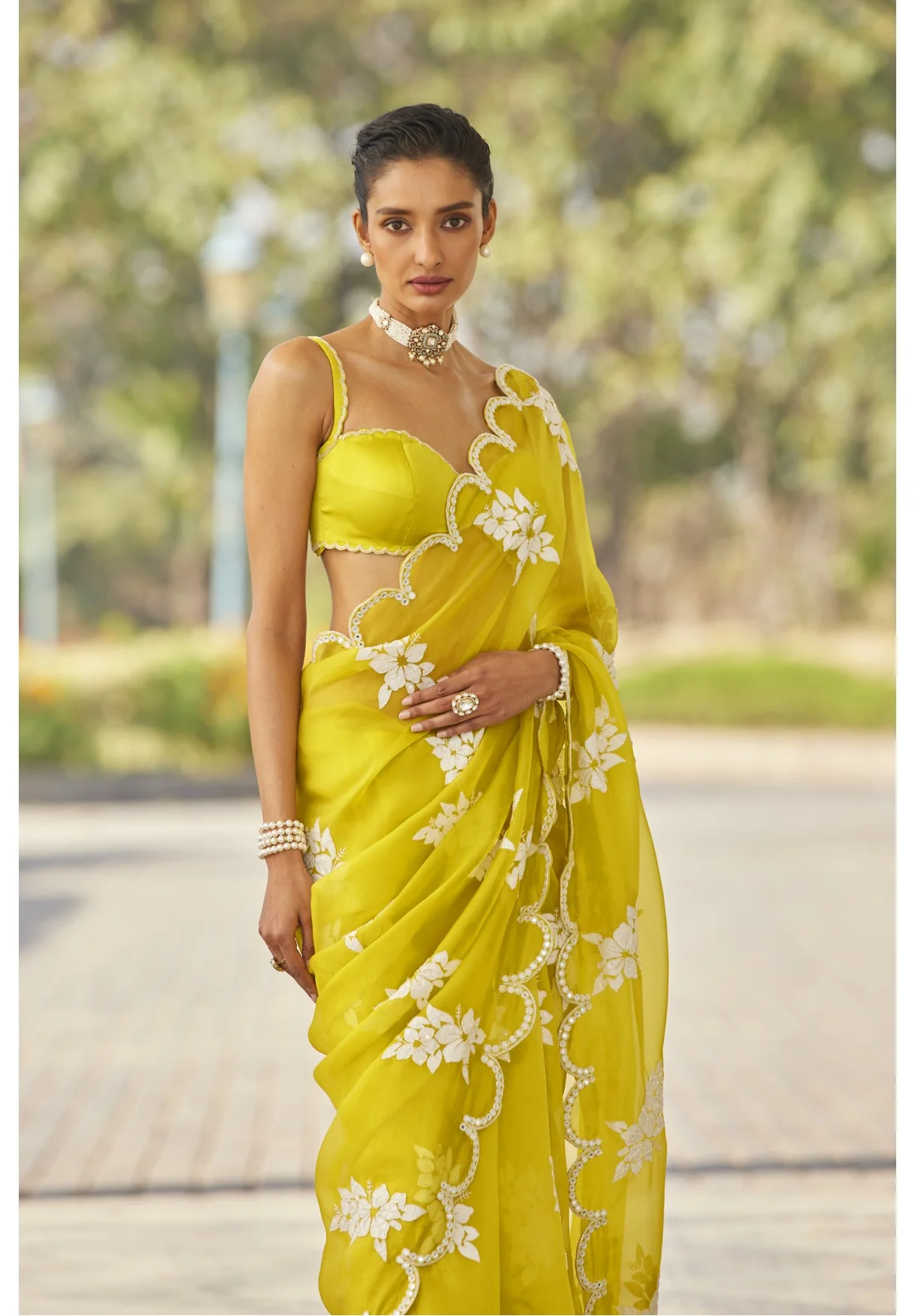 Moss Green Flower Saree Set - Image 3
