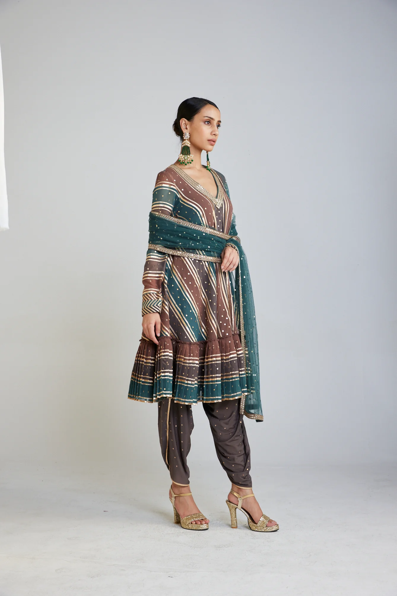 Mud Green V Neck Dhoti Kurta Set - Image 2