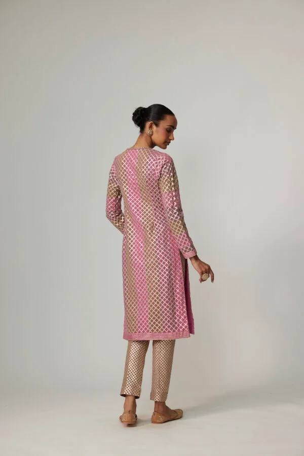 Mud Mauve Multicolor Kurta Set - Image 2