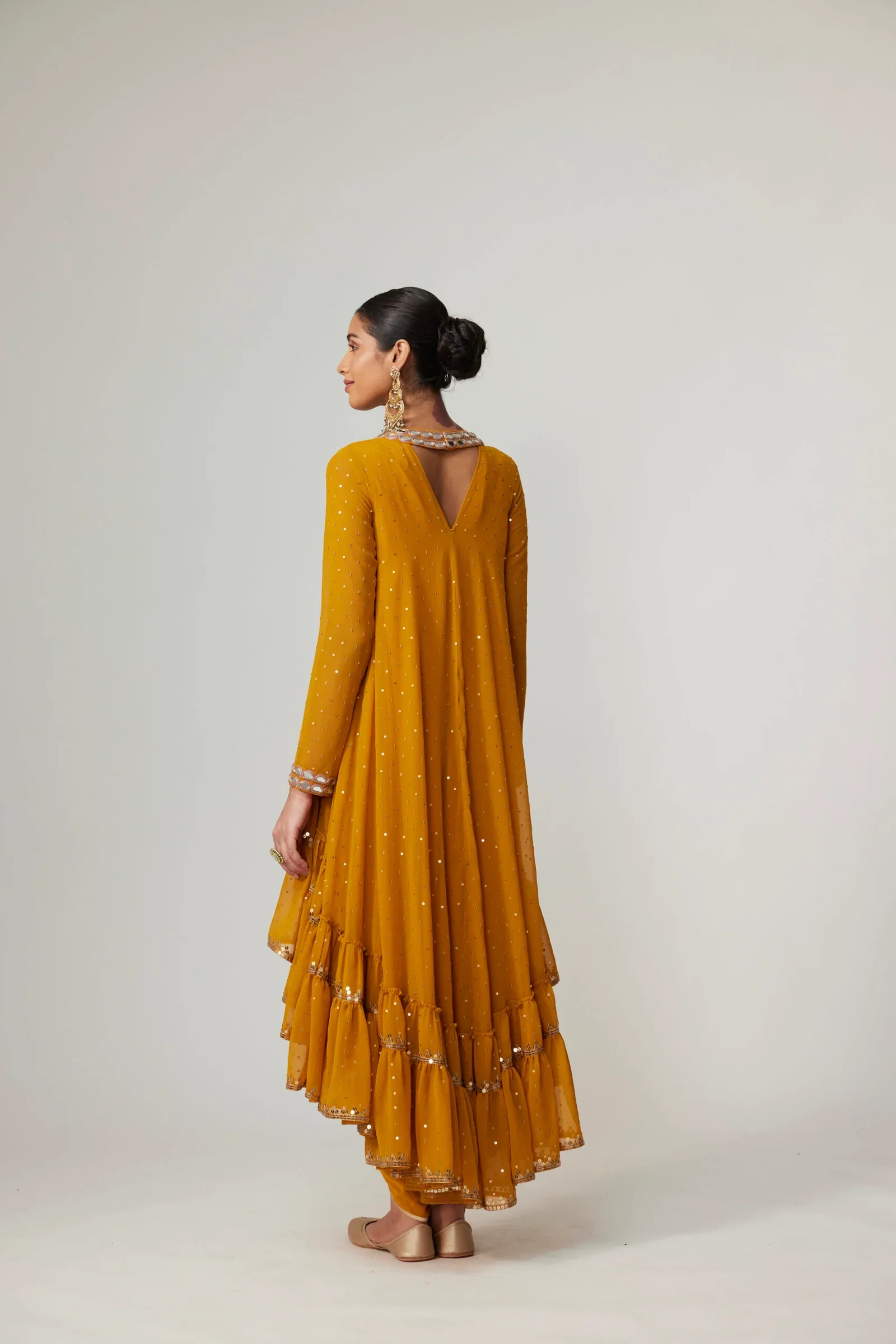 Mustard Dhoti Kurta With Dupatta Set - Image 3