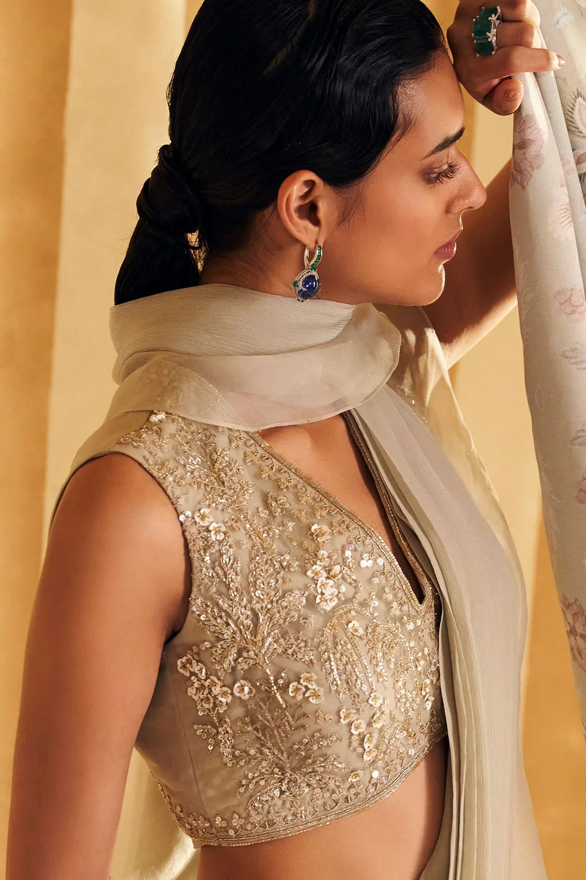 Nafeesa - Silver Green Net Embroidered Blouse With Chiffon Drape Saree - Image 2
