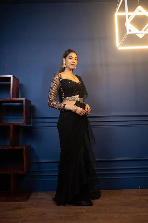 Night Tulip Ruffle Saree - Image 3