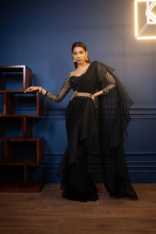 Night Tulip Ruffle Saree - Image 5