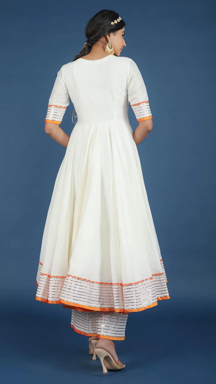Noor cotton silk off white anarkali set with potli - Image 3