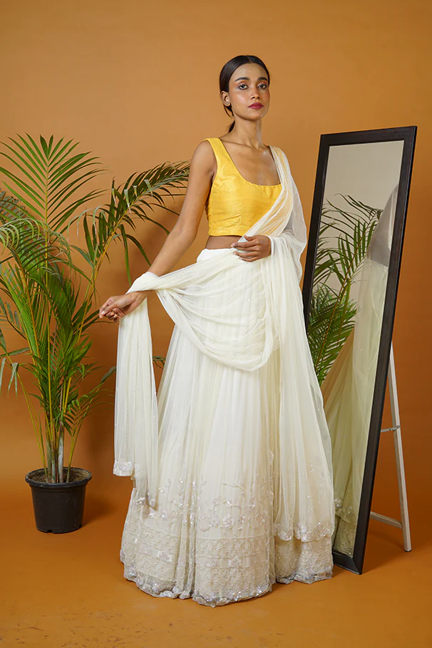 Off White Lehenga - Image 4