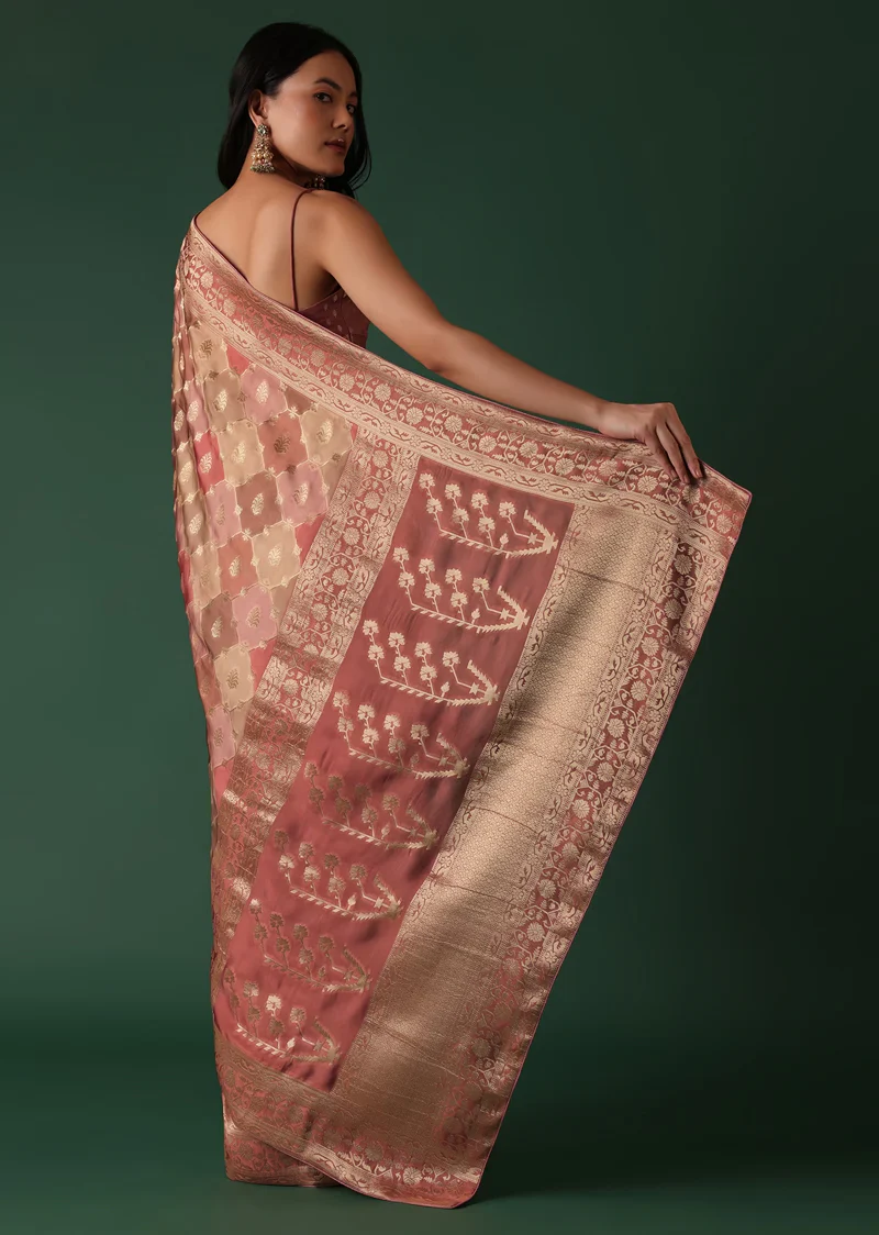 Onion Pink Printed Saree And Blouse Set With Jacket In Banarasi Silk - Image 4