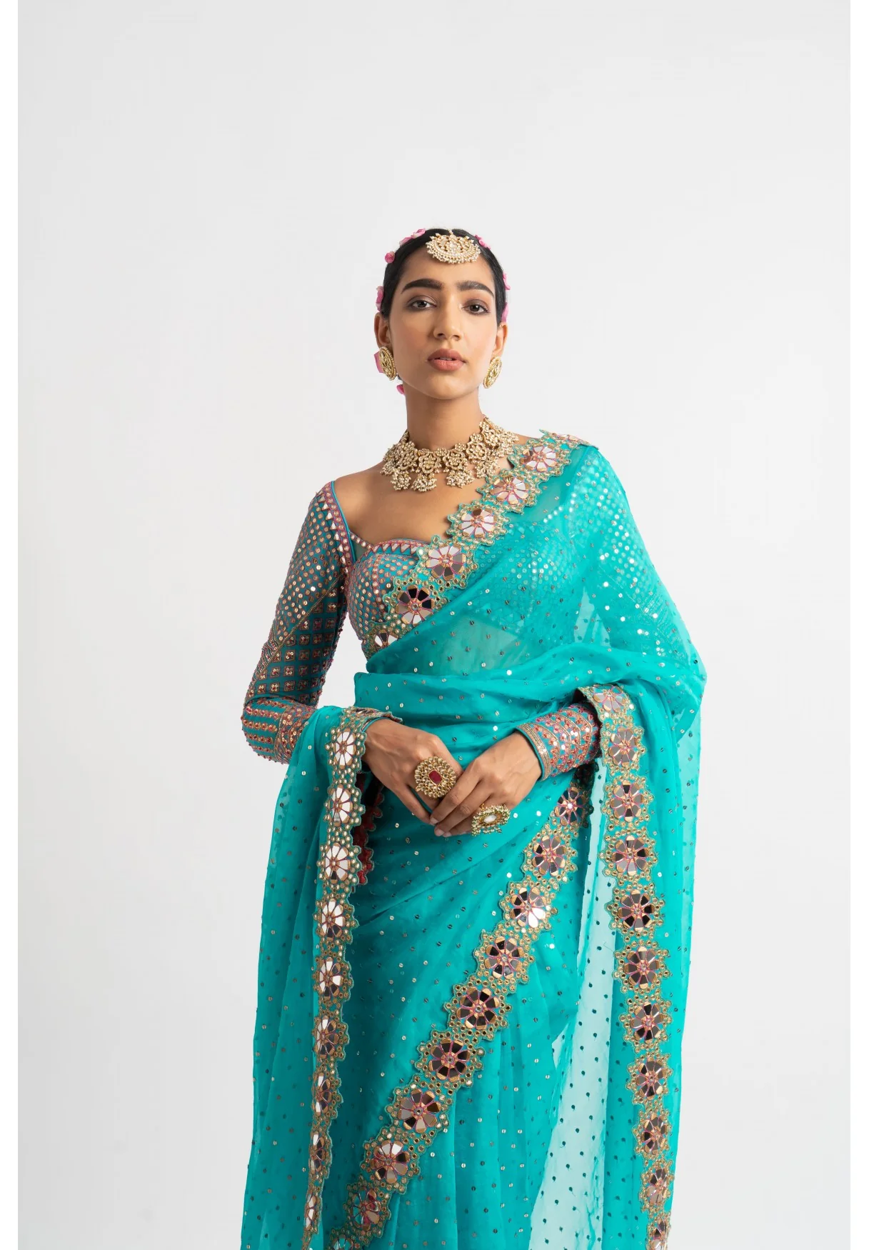 Peacock Green Hand Cut Mirror Border Saree Set - Image 4