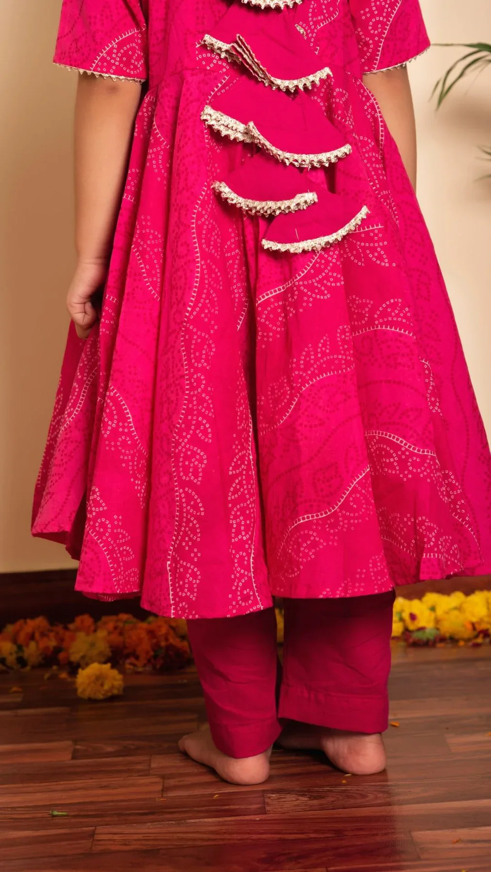 Pink bandhej anarkali kurta set for girls - Image 3